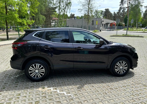 Nissan Qashqai cena 69000 przebieg: 36000, rok produkcji 2018 z Czersk małe 352